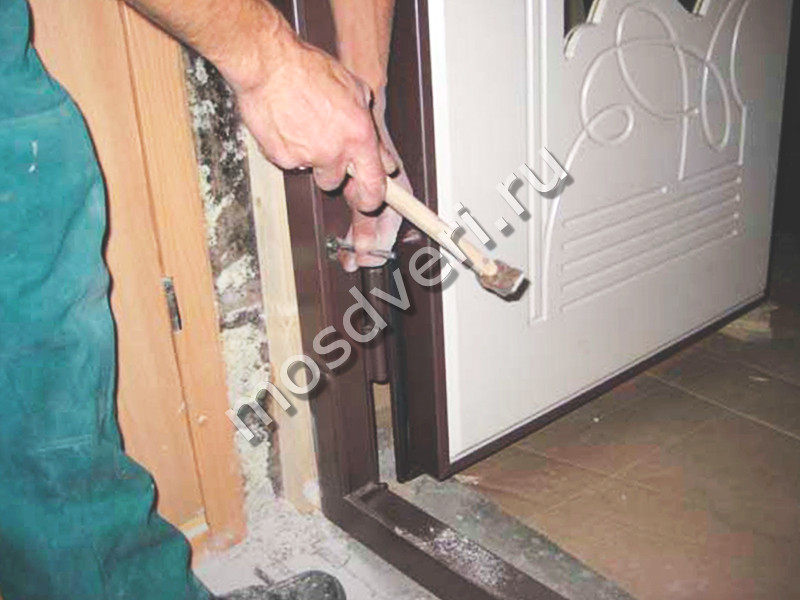 ставят сначала короб ставят сначала короб